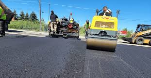 Driveway Snow Removal Preparation in Tonganoxie, KS